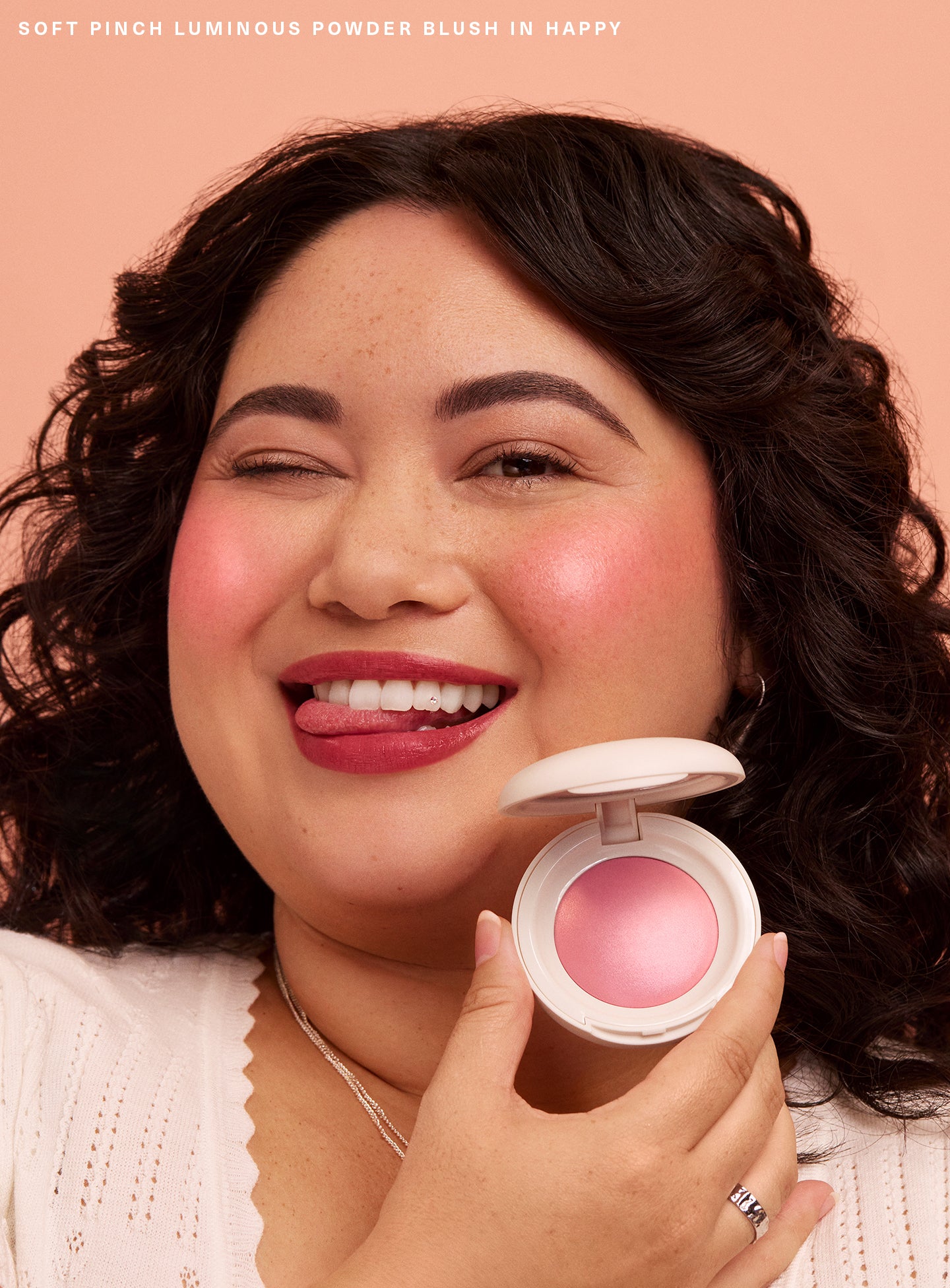 soft pinch luminous powder blush soft pinch luminous powder blush