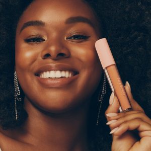 positive light under eye brightener